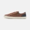 Pier One Unisex - Sneakers Laag - Cognac -Mode Verkoop 0345d60114fc49bd8eb2523800c38251