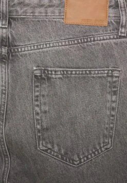 Pier One Mid Raise Straight Fit - Relaxed Fit Jeans - Grey Denim -Mode Verkoop 0c7a1c515ecb43fbb441053acc41967b