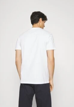 Pier One V Neck Bird Tonal 3 Pack - T-Shirt Basic - White/Dark Green/Black -Mode Verkoop 0f13db0ef61044e1968e599be05b7931