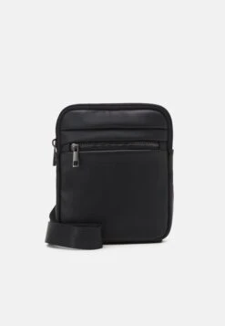 Pier One Schoudertas - Black