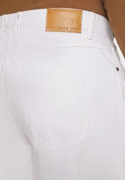 Pier One Relaxed Fit Jeans - White Denim -Mode Verkoop 1de79453a8d84faf94f9bab694892756