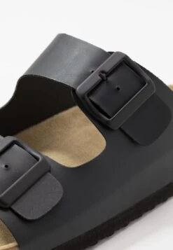 Pier One Unisex - Pantoffels - Black 17 Pier One Unisex - Pantoffels - Black -Mode Verkoop 2c1088e9c35241008f77393ded163426