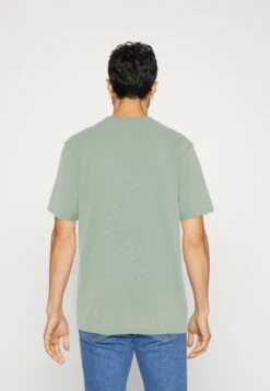 Pier One 5 Pack - T-Shirt Basic - Mint/Off-White/Khaki -Mode Verkoop 39f674774e2748fb83e82e2803d04471