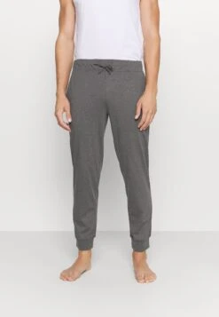 Pier One 2 Pack - Pyjamabroek - Mottled Dark Grey/Mottled Grey 12 Pier One 2 Pack - Pyjamabroek - Mottled Dark Grey/Mottled Grey -Mode Verkoop 69dd70645641479d8ae1a7c0d34cb280