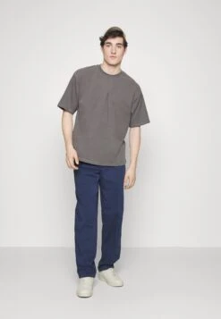 Pier One T-Shirt Basic - Dark Grey -Mode Verkoop 72074b99d6ff4da18a54fad484e613f1