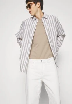 Pier One Carpenter Colored Twill- Straight Leg Jeans - Off-White -Mode Verkoop 77b17a64a879489bb9510906e2f8dbc4