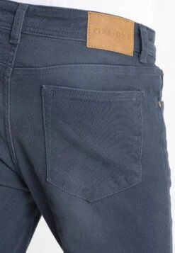 Pier One Coloured Baron - Slim Fit Jeans - Dark Blue -Mode Verkoop 8190d0381c3340488df2e1b56401ad3b