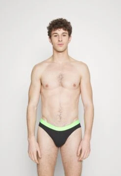 Pier One Branded Waistband Briefs 3 Pack - Slip - Black -Mode Verkoop 87822367847c47febdfb486f93afed0b