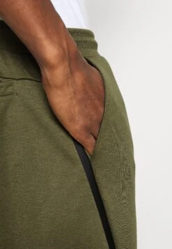 Pier One Trainingsbroek - Olive -Mode Verkoop 92124823220646329f52c61a38cf8de5