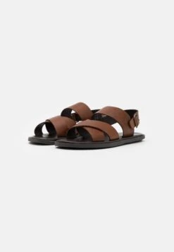 Pier One Unisex - Sandalen - Cognac -Mode Verkoop 93d59b6c78964396a0134fb24776a5f7
