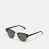 Pier One Unisex - Zonnebril - Black/Green -Mode Verkoop 976770d848074e878af97ad7328cddc9