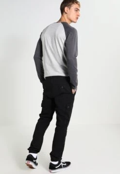 Pier One Cargobroek - Black -Mode Verkoop 9b6505bb0b474bfa897c268f418c4924