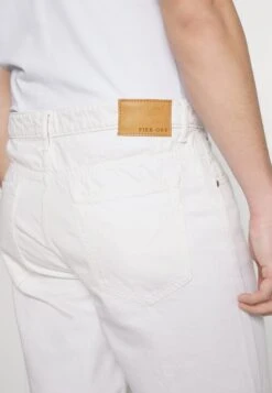 Pier One Colored Twill White Denim - Jeansshort - White Denim 11 Pier One Colored Twill White Denim - Jeansshort - White Denim -Mode Verkoop a636a2d6a4a8465daf4783bb72a28209