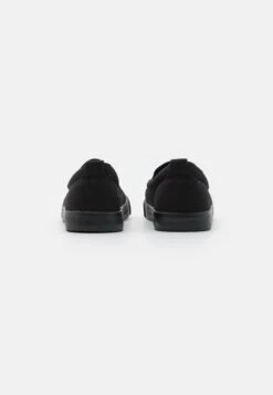 Pier One Unisex - Instappers - Black 10 Pier One Unisex - Instappers - Black -Mode Verkoop b3086ad5a87545b591af413b2e38fb22