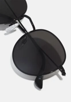 Pier One Unisex - Zonnebril - Black -Mode Verkoop b469387762a7426f92df5455a51969cc