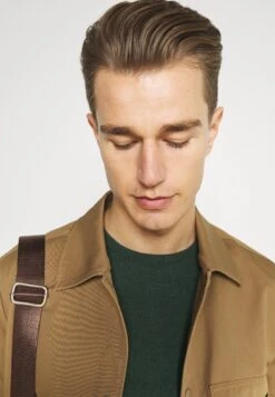 Pier One Basic Crewneck - Trui - Mottled Dark Green -Mode Verkoop c4a75157027844b18a449c0bf30f39e5