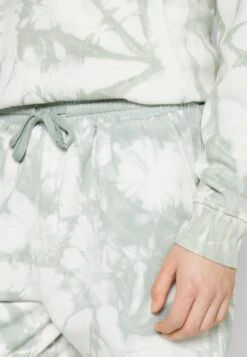 Pier One Shorts - Green -Mode Verkoop ddfcbbe17eeb496298c7947389116599