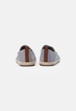 Pier One Rena Espadrille Unisex - Espadrilles - Light Grey -Mode Verkoop fe23b761b30844ac92e7eccfef327beb